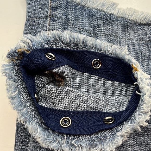 Tru Luxe Jeans Ankle Crop Slanted Raw Hem Size 4 - Picture 14 of 16